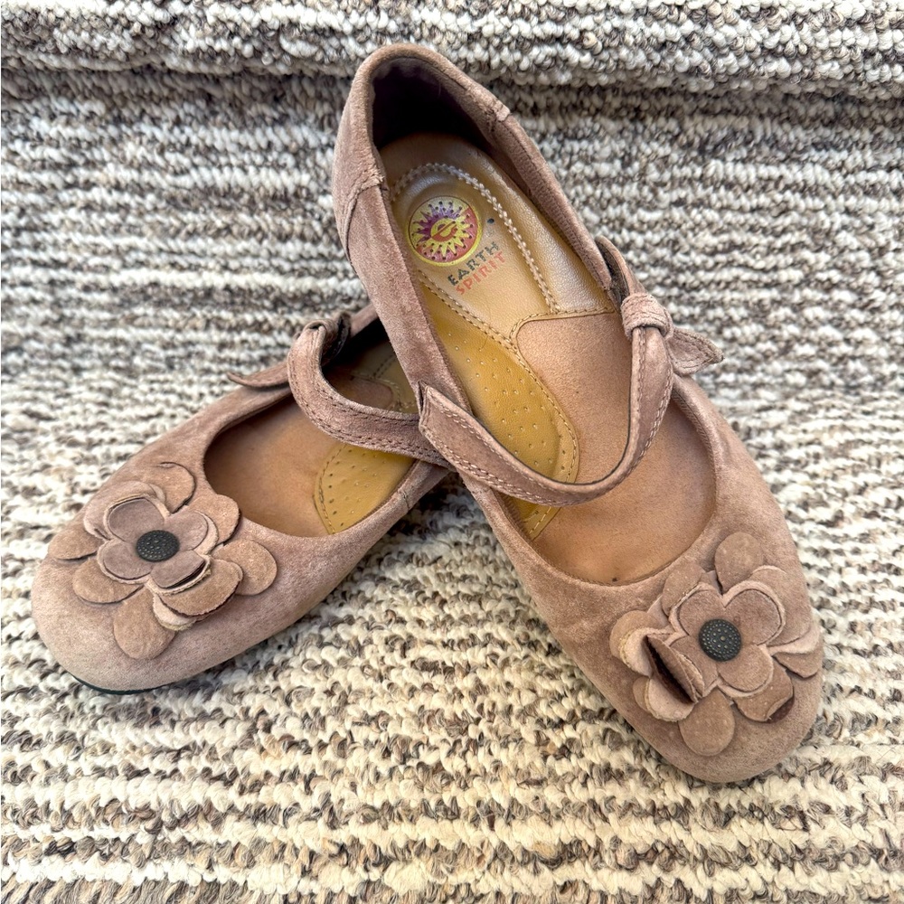 Women’s Brown Flower Mary Jane Shoes
